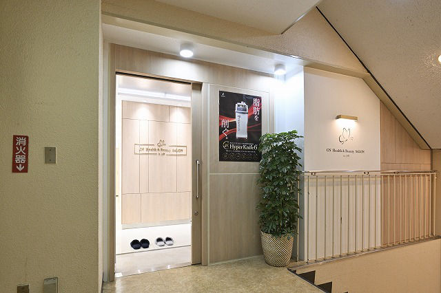 上野駅不忍口から徒歩数分・御徒町駅北口・京成上野駅、上野広小路駅などから徒歩数分